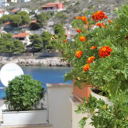 By The Sea Bilo, - 8364