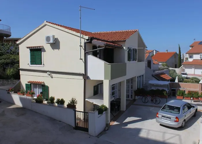 Appartement By The Sea Bilo, - 8364 *